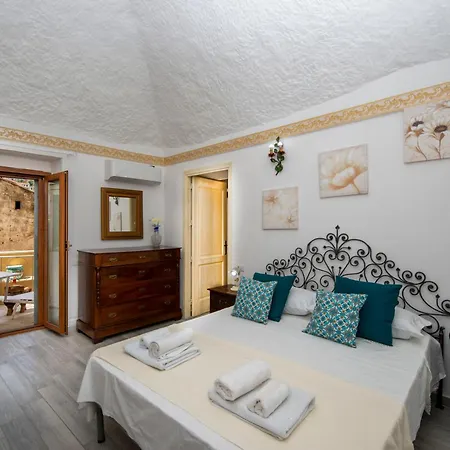 Holiday home - Casa Barbera B